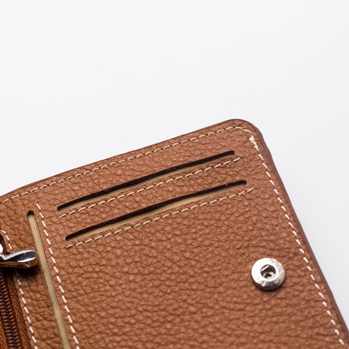 Dapper Bifold Wallet | Zip Slot - 100% Pure Textured leather